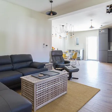 Villa Lali - Modern Near The Sea In *