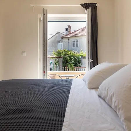 Lali - Modern Near The Sea In Vila *