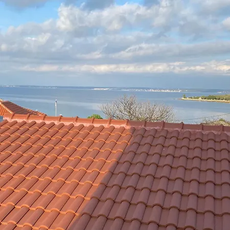 Lali - Modern Near The Sea In Villa Lukoran